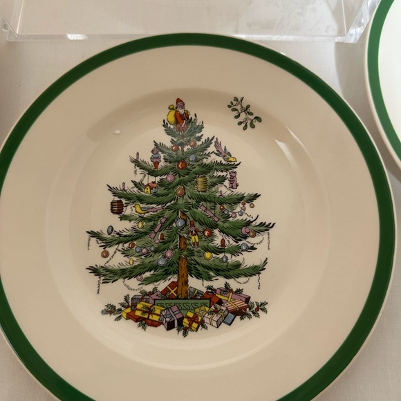 Four Spode 8” Christmas Tree Salad Desert Plates Green and Cream - Picture 4 of 9